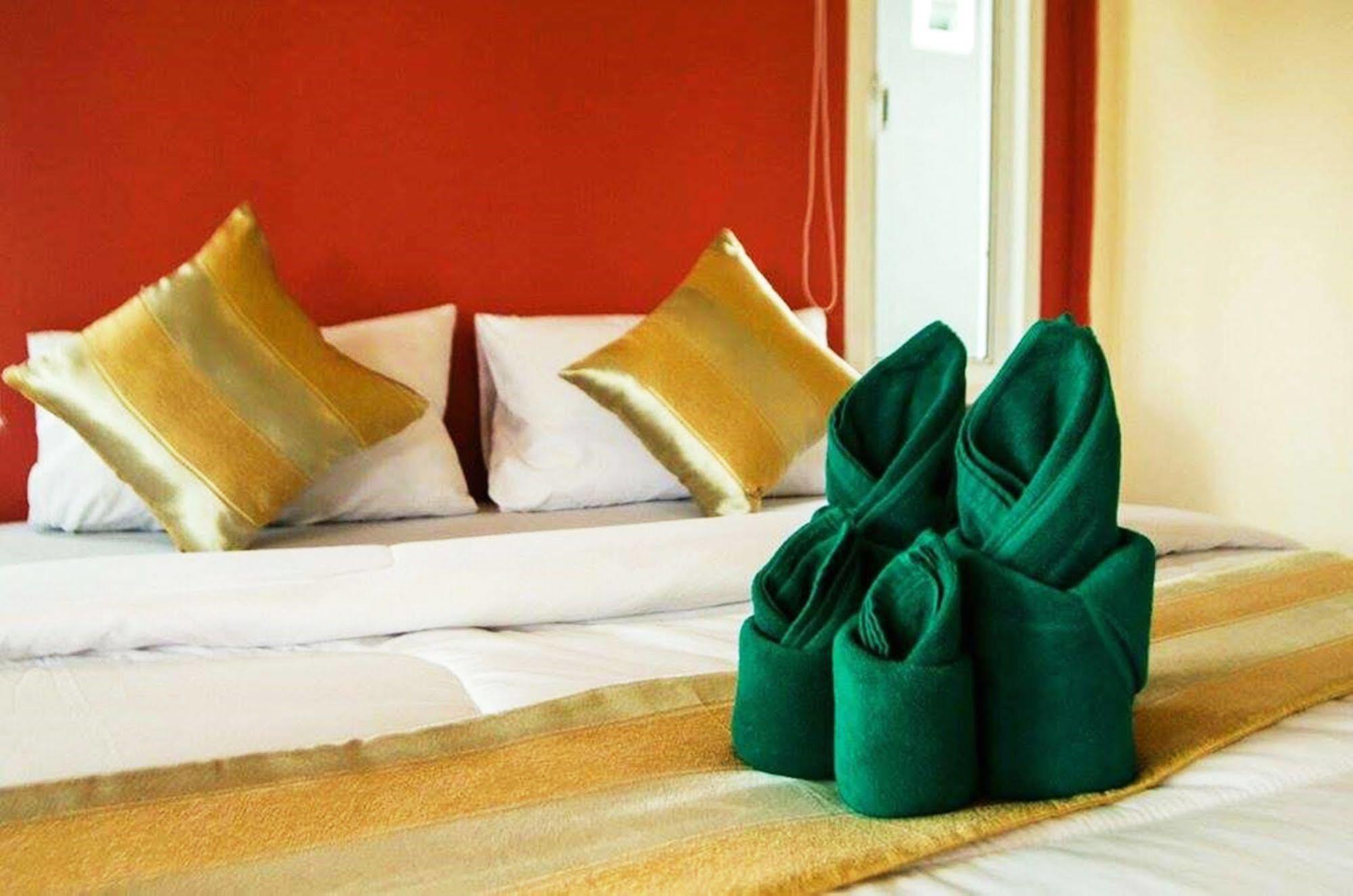 Popular Lanta Resort Ko Lanta Exteriör bild